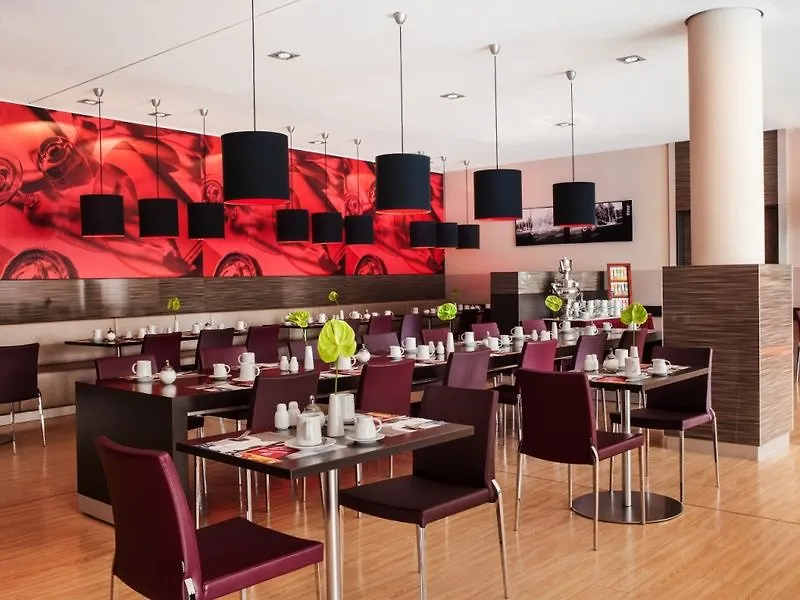Intercityhotel Mannheim 4*,