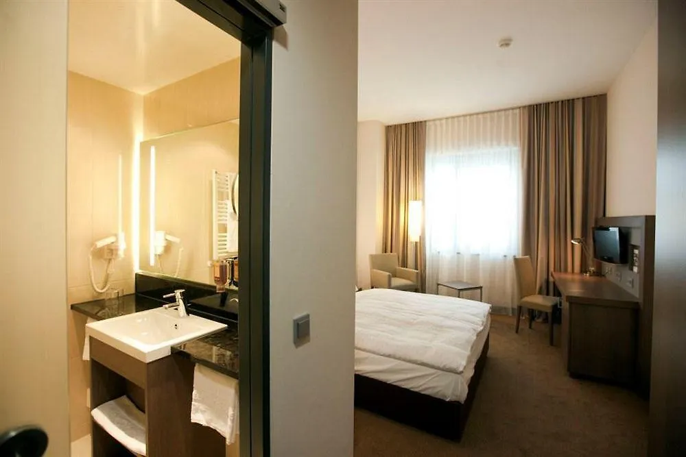 Intercityhotel Mannheim 4*,  Germany